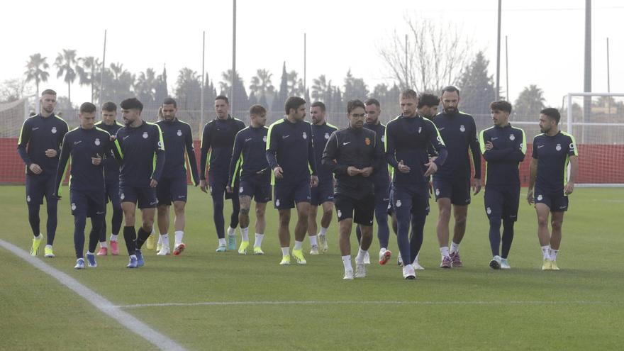 El RCD Mallorca vuelve al trabajo tras Navidad