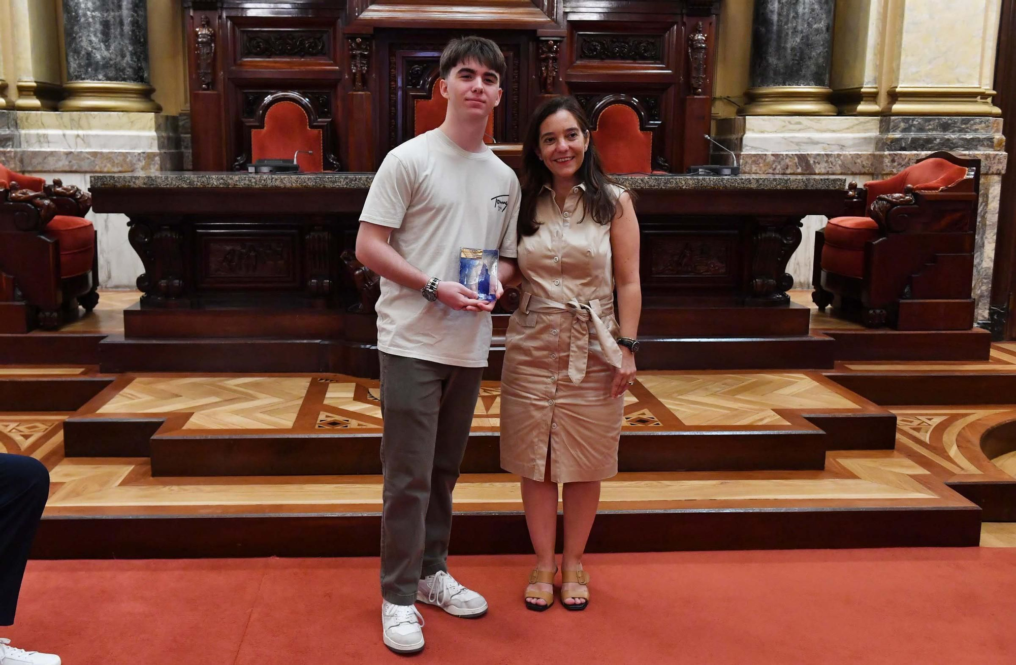 Homenaje en María Pita a los alumnos con mejores expedientes en la PAU 2025