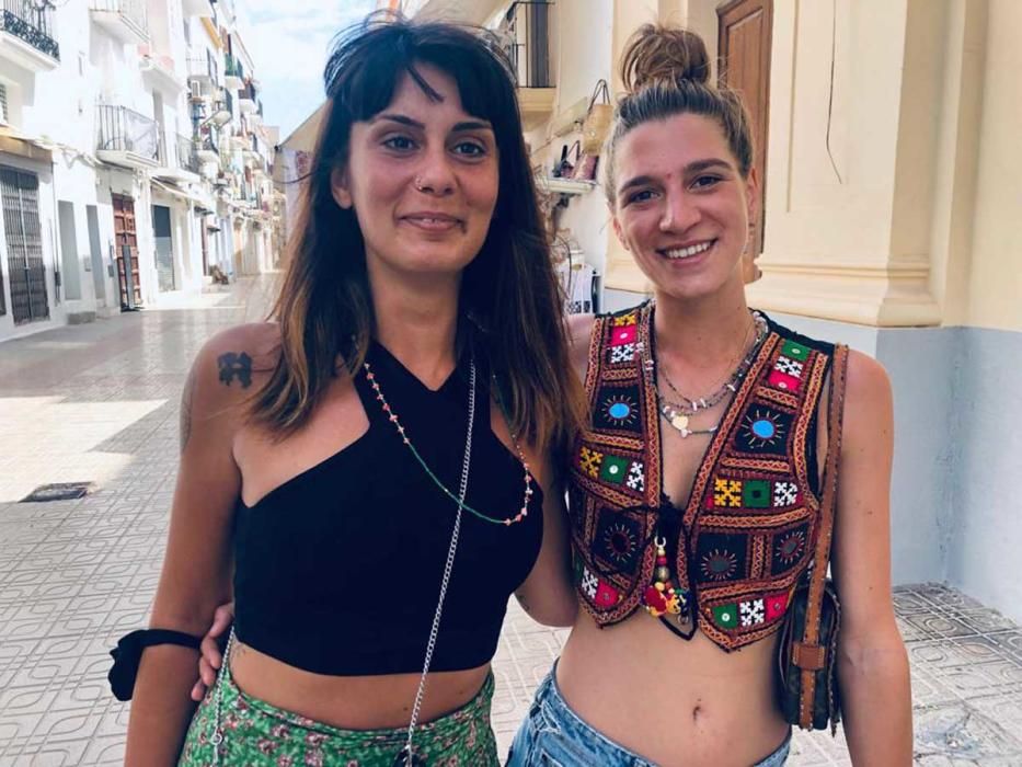 Primer día de uso de mascarillas obligatorio en Ibiza