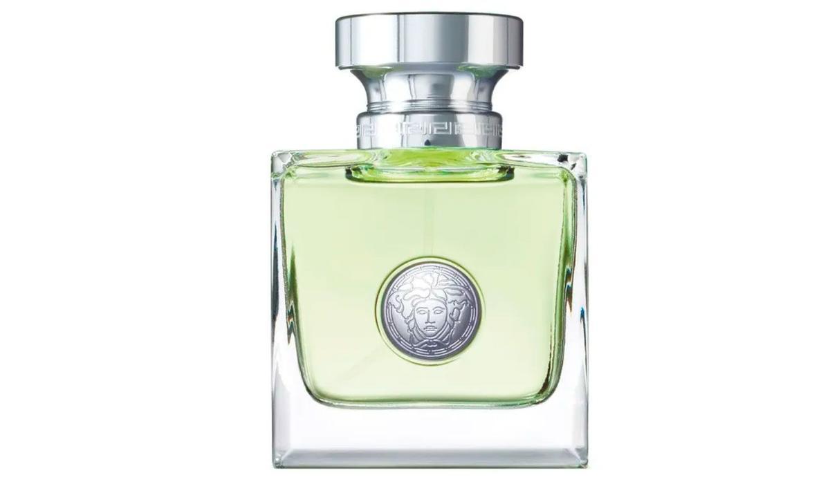 10 perfumes de culto que están super rebajados