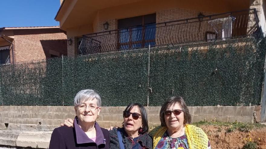 Les tres dones homenatjades