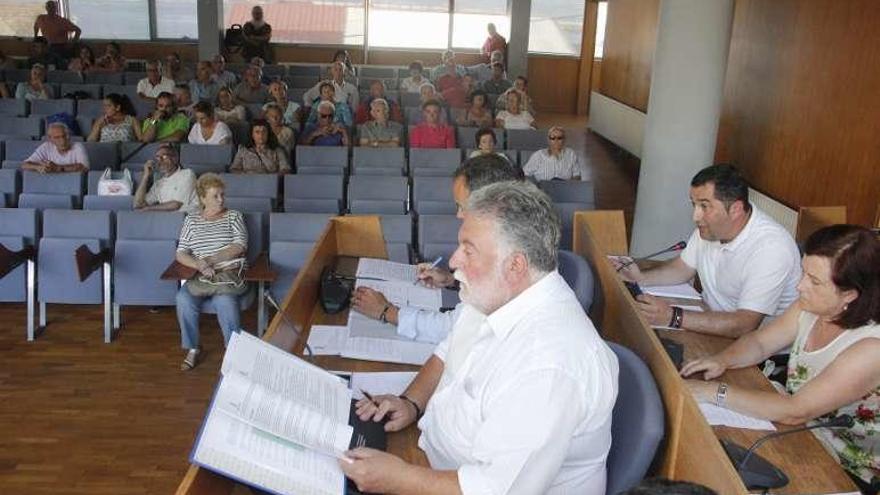 Alfredo Iglesias en un pleno. // Santos Álvarez