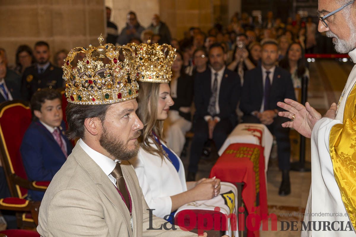 Coronación de los Reyes Cristianos y bendición de banderas del Bando Cristiano en Caravaca