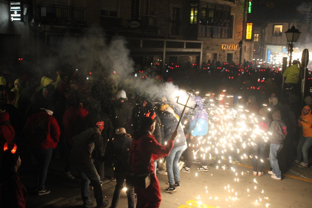 GALERÍA | Los toros llenan puebla de Sanabria de pólvora y chispas