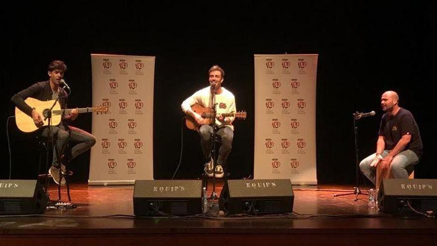 Betxí llena el Auditori con el concierto acústico de Sinsinati