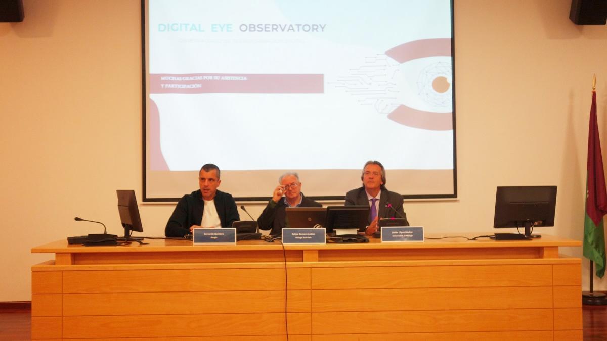 Bernardo Quintero, Felipe Romera y Francisco Javier López Muñoz, en la presentación,