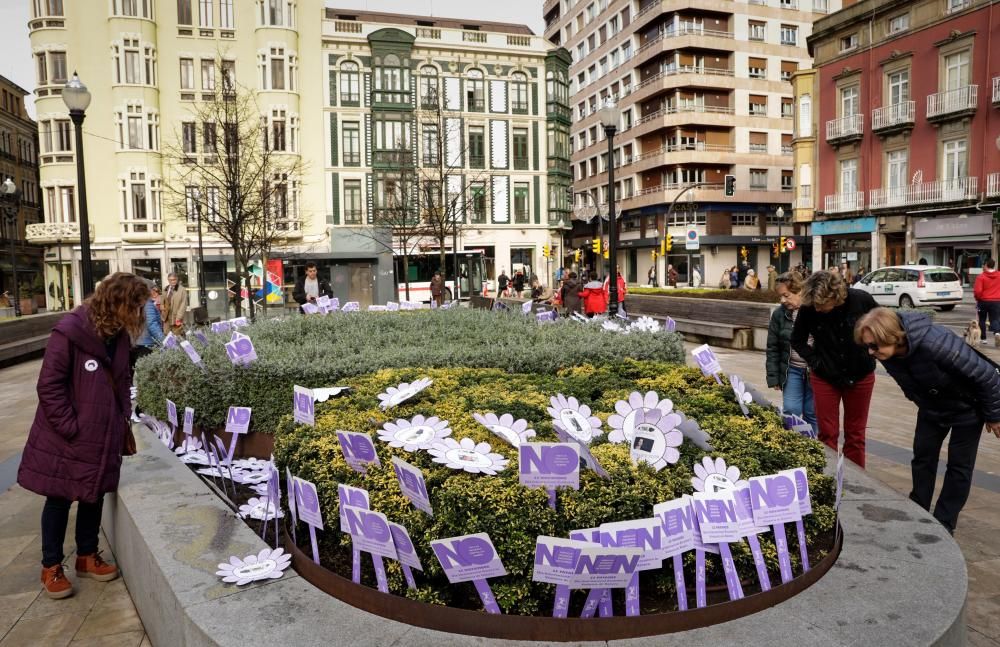 ACTOS DEL 25N CONTRA LA VIOLENCIA DE GÉNERO EN LOS JARDINES DE LA PLAZA DEL PARCHIS