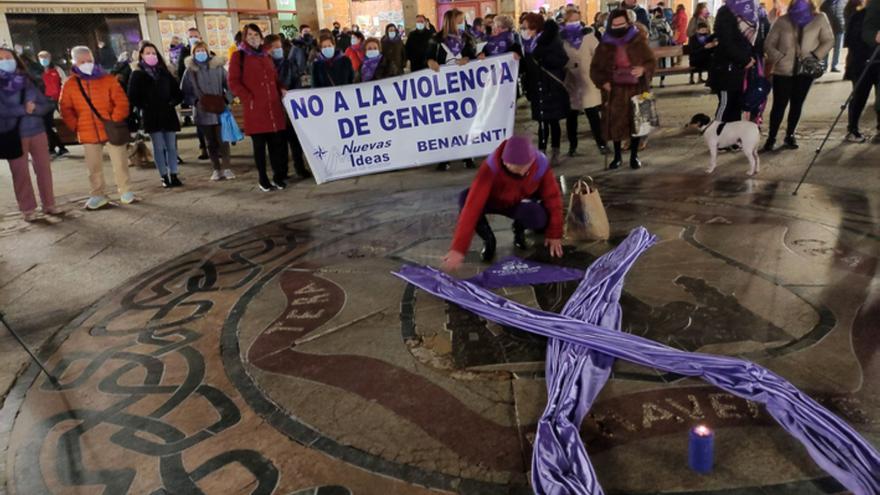 Benavente proclama la igualdad frente a la violencia de género