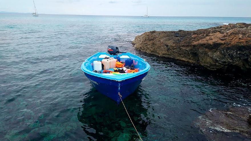 Llegan dos nuevas pateras a Formentera con 31 migrantes