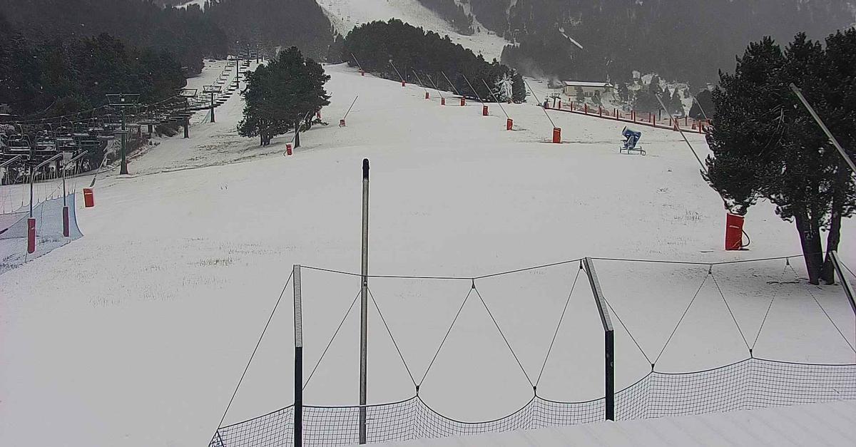 La zona de Pista Llarga de la Molina aquest matí de divendres