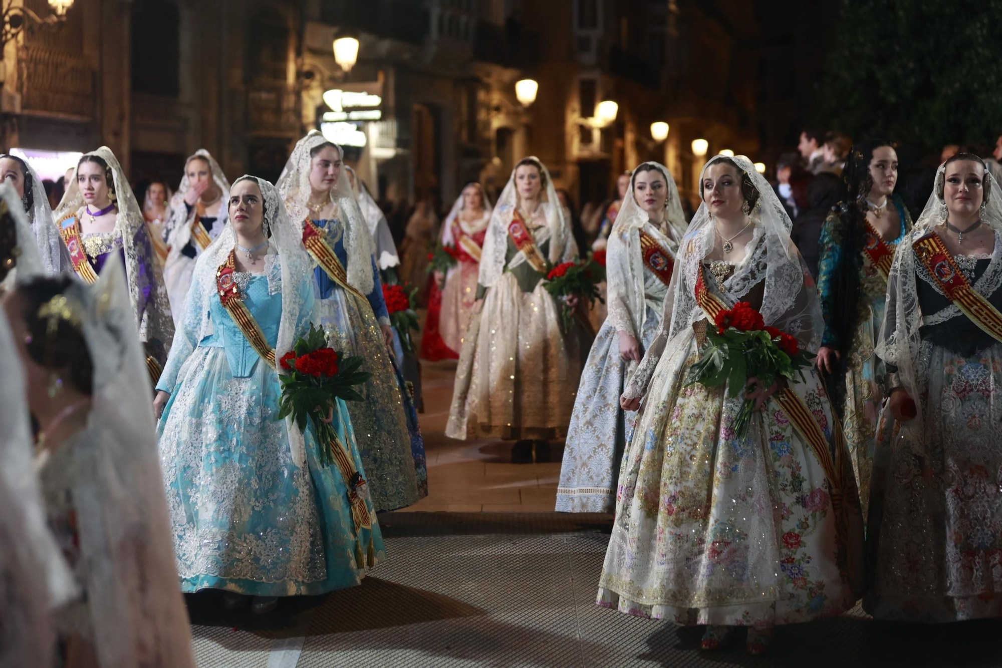 Búscate en el segundo día de ofrenda por la calle Quart (entre las 19:00 a las 20:00 horas)