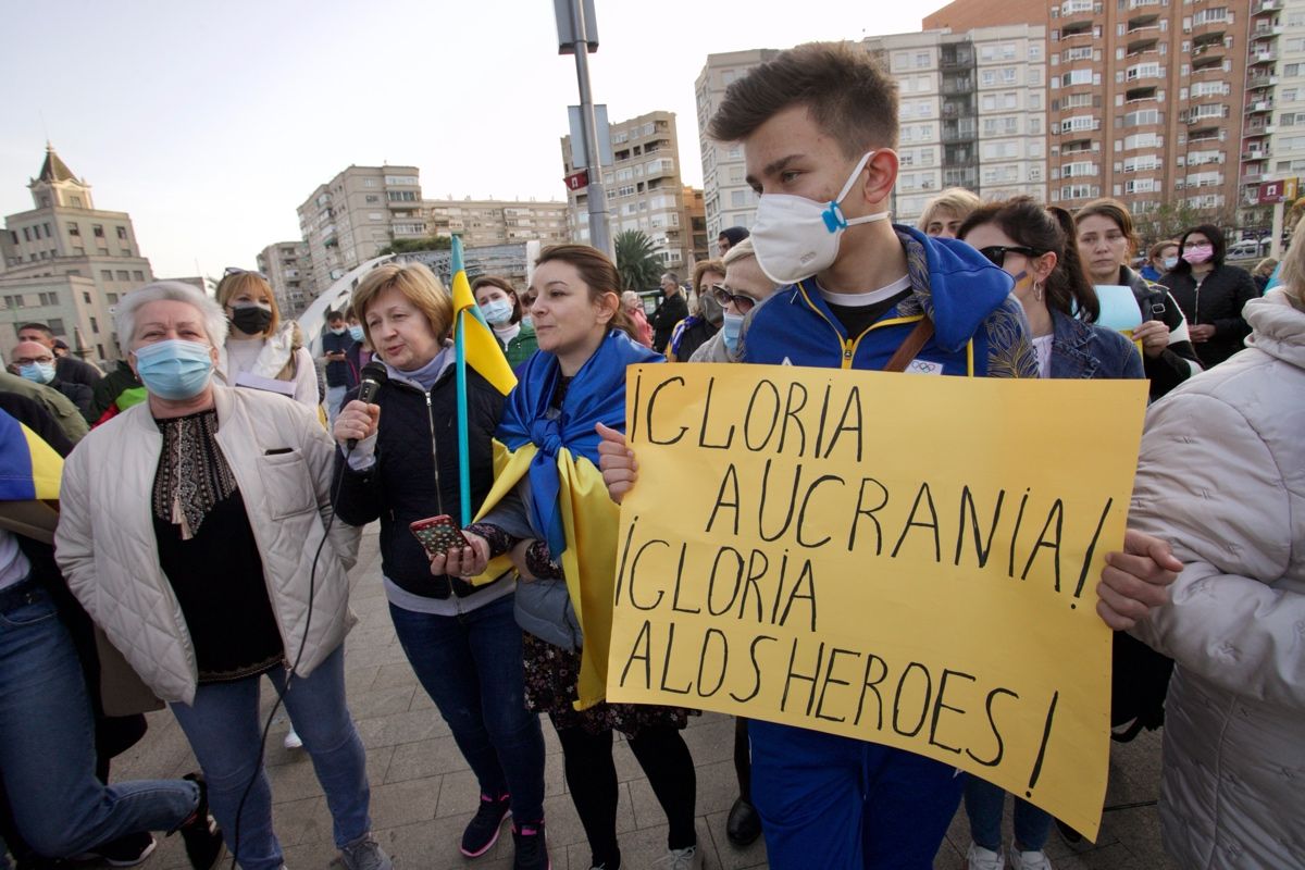 Concentración de ucranianos en Murcia para defender la paz en su país