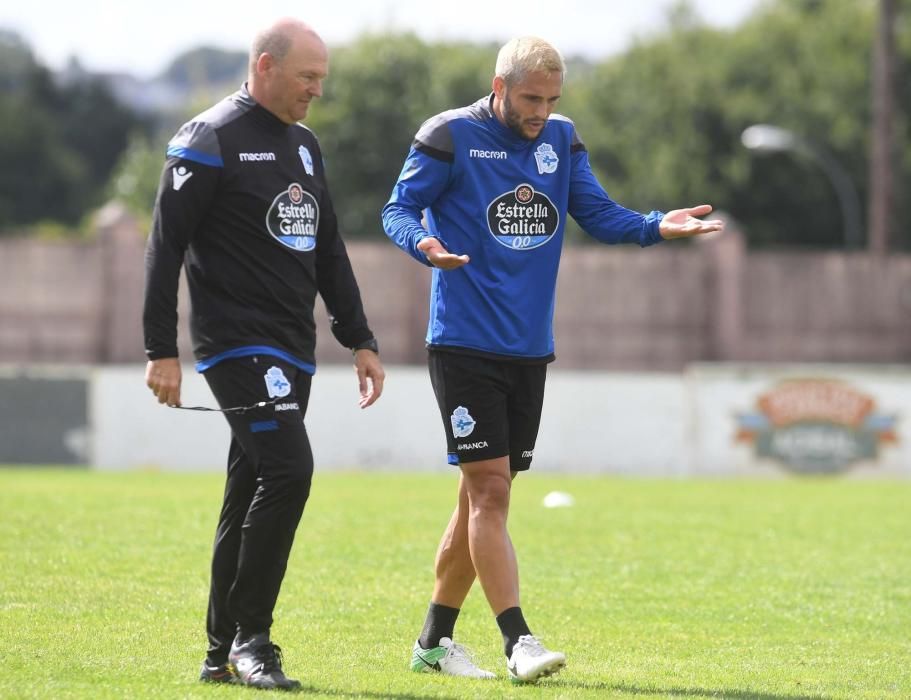 Pepe Mel programa una sesión exigente para insistir en aspectos tácticos.