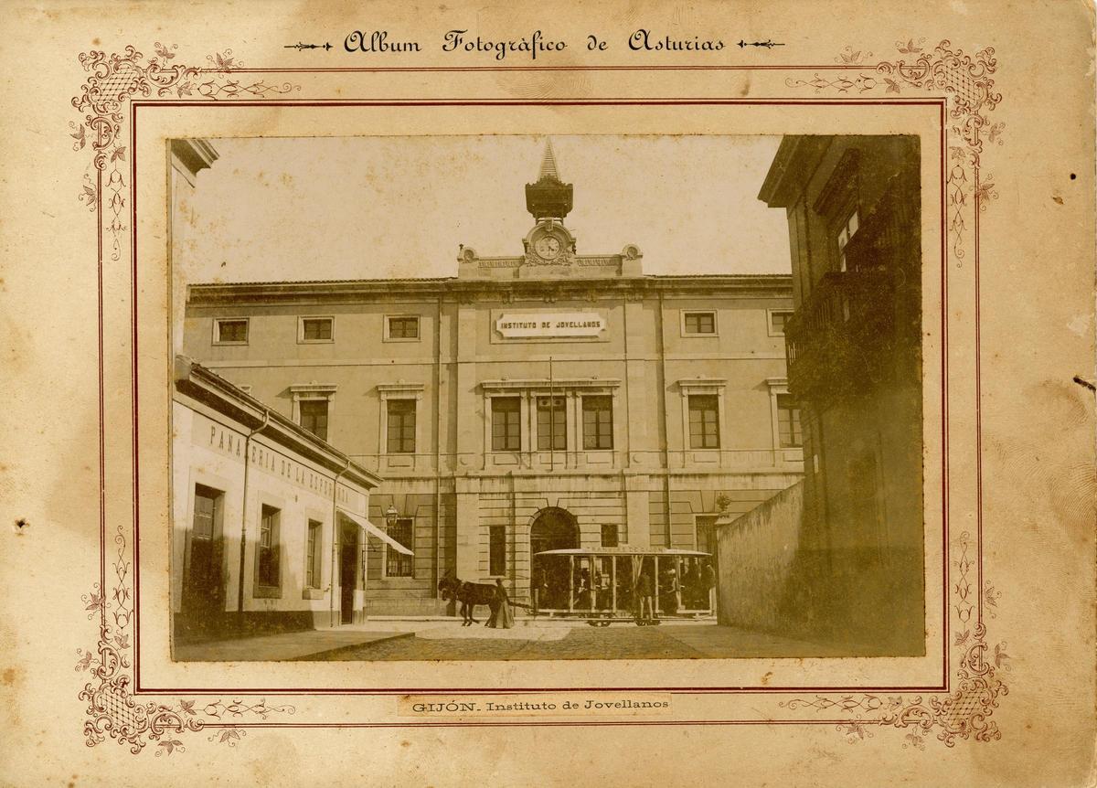 Instituto Jovellanos (1899).