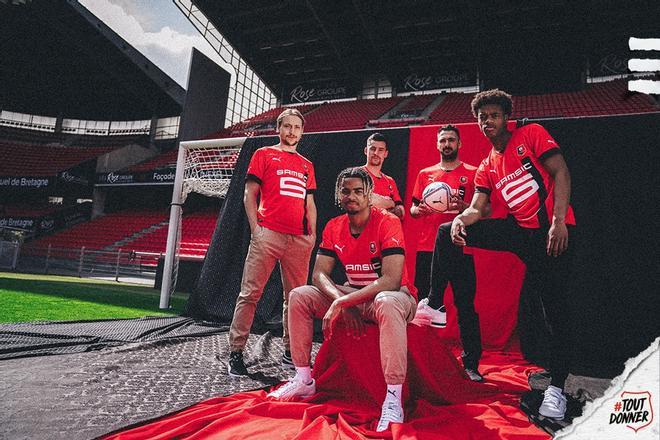 La camiseta del Stade Rennais para la temporada 2022/23