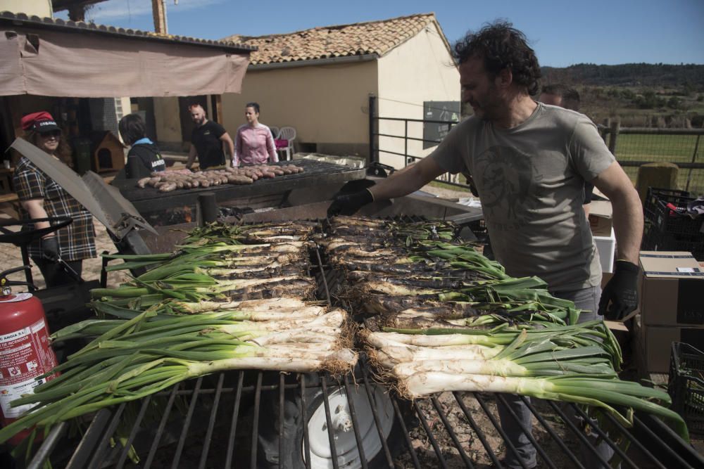 Les imatges de la calçotada popular del Regió 7