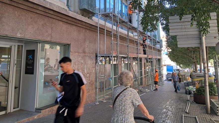 Els propietaris comencen a rehabilitar Can Jorba per la banda de la Muralla del Carme