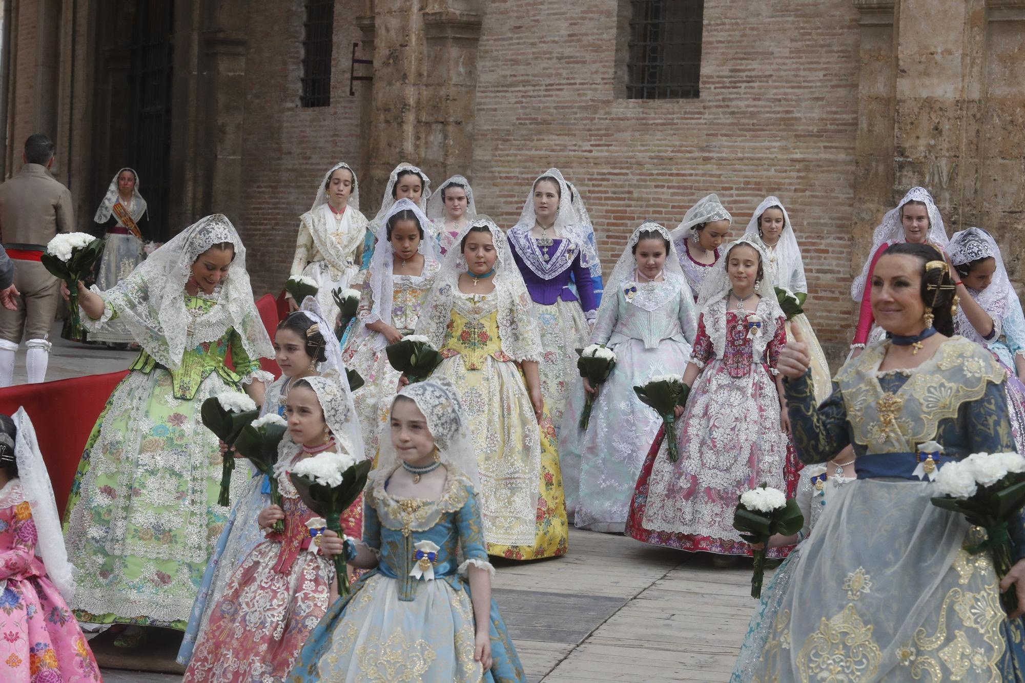 Búscate en el segundo día de ofrenda por la calle de la Paz (entre las 15:30 a las 17:00 horas)