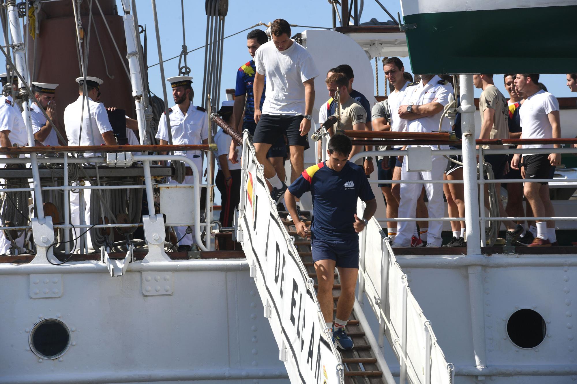 El 'Juan Sebastián de Elcano' ya está en A Coruña