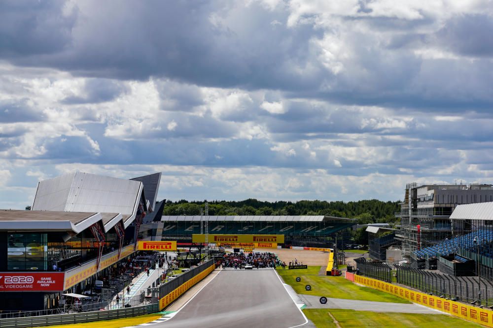 EN IMATGES | Hamilton guanya amb agonia a Silverstone i Sainz perd una valuosa quarta plaça al final