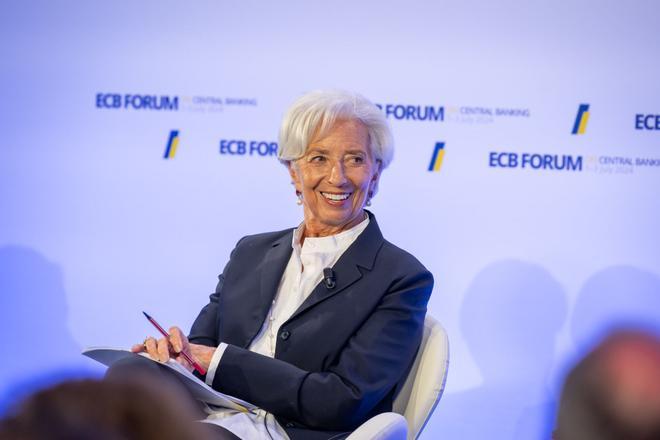 Lagarde defiende la subida de tipos: "Fue la decisión correcta teniendo en cuenta los datos"