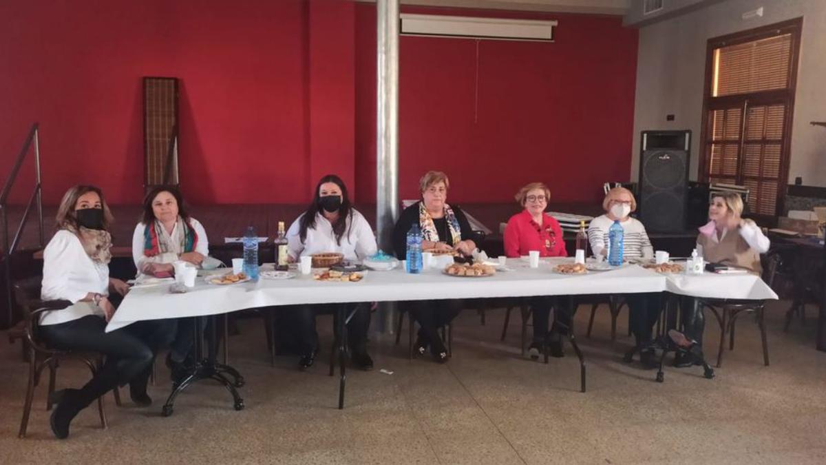 Andabán organizó una charla café en Calatorao. |  