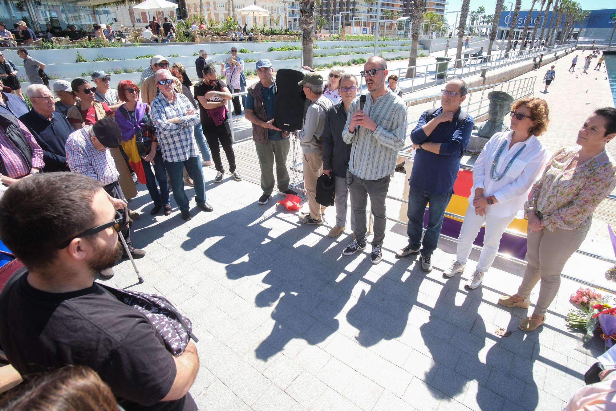 Homenaje a los exiliados republicanos del Stanbrook en el Puerto de Alicante