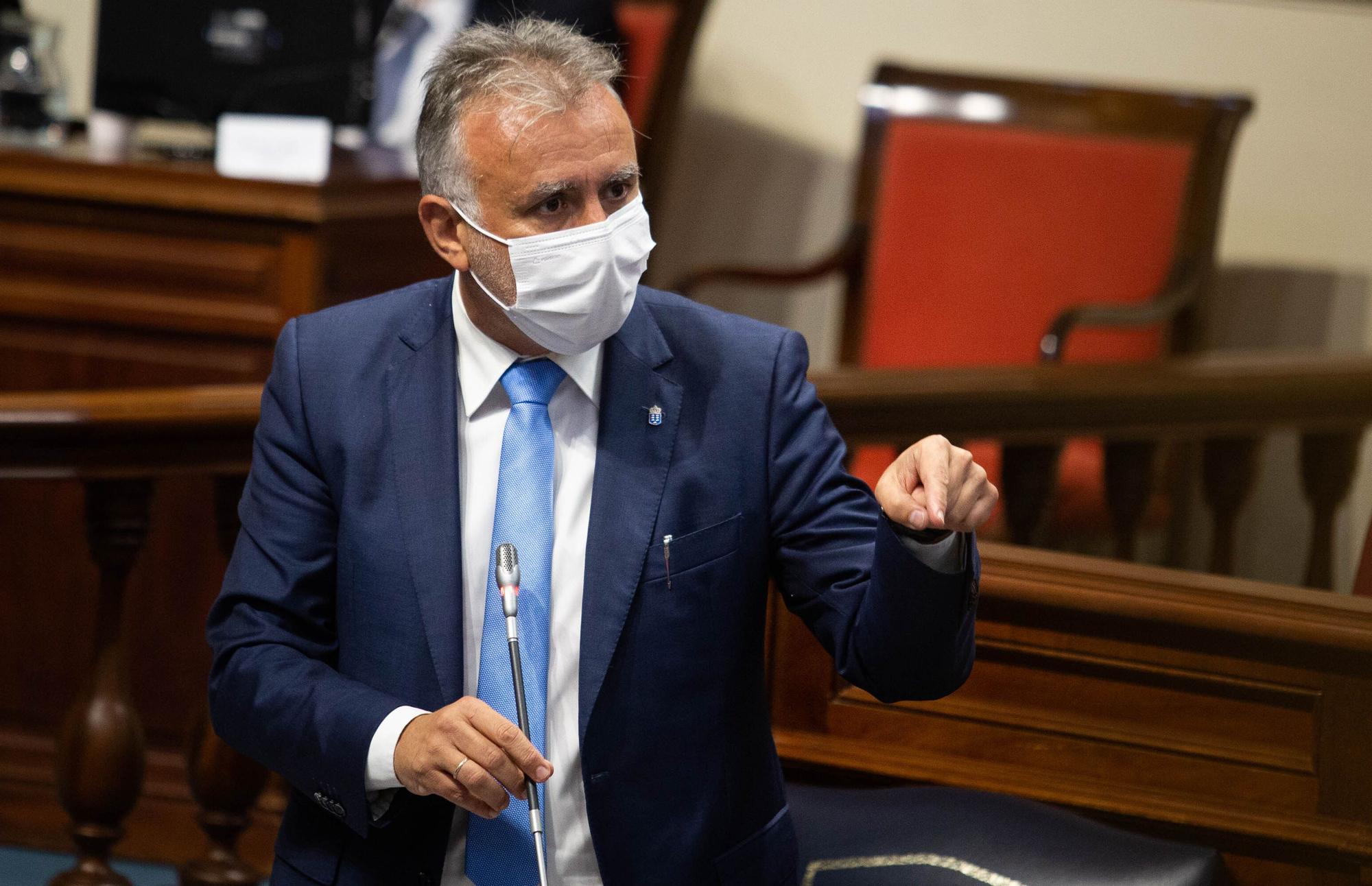 Pleno del Parlamento de Canarias