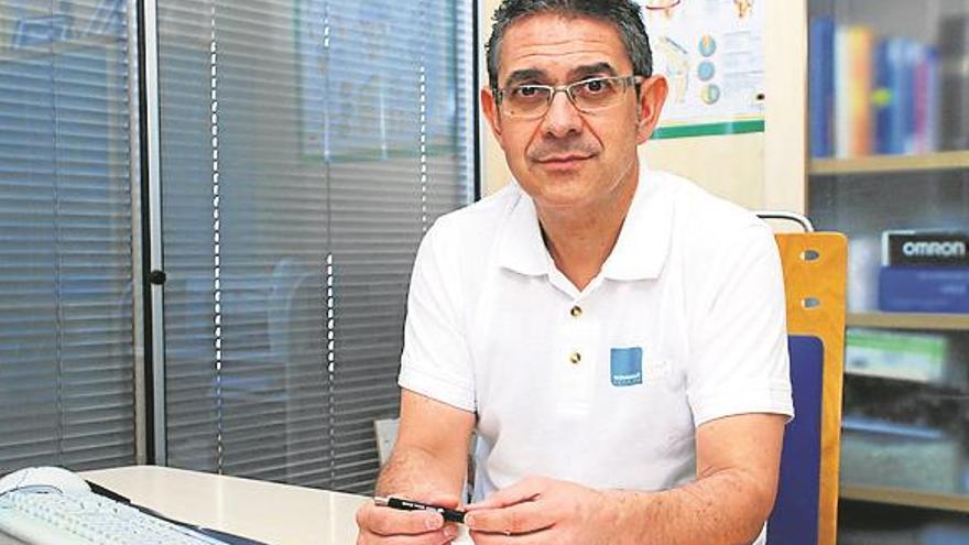 El doctor Miguel Medina y la oenegé Youcanyolé, un lustro dedicado a los demás