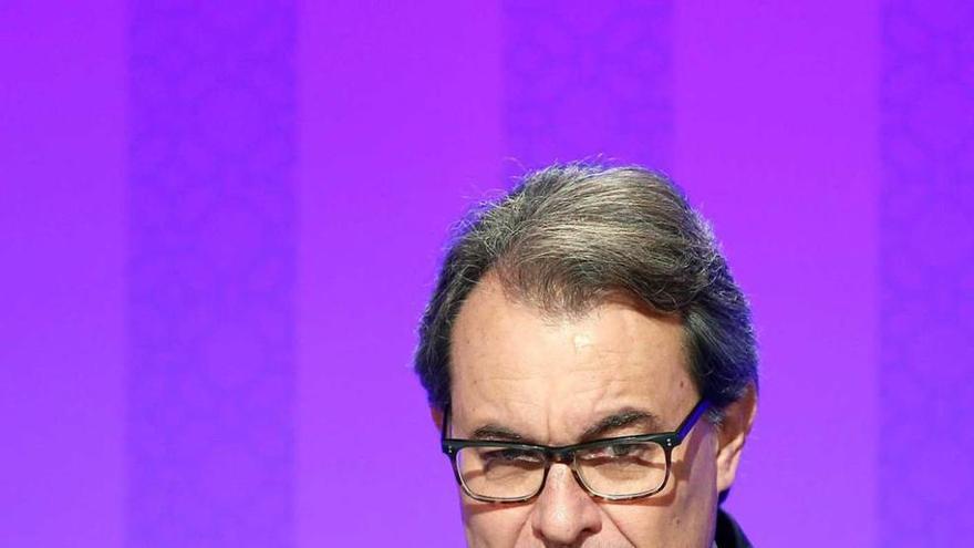 Artur Mas, durante la rueda de prensa que ofreció ayer en Barcelona.