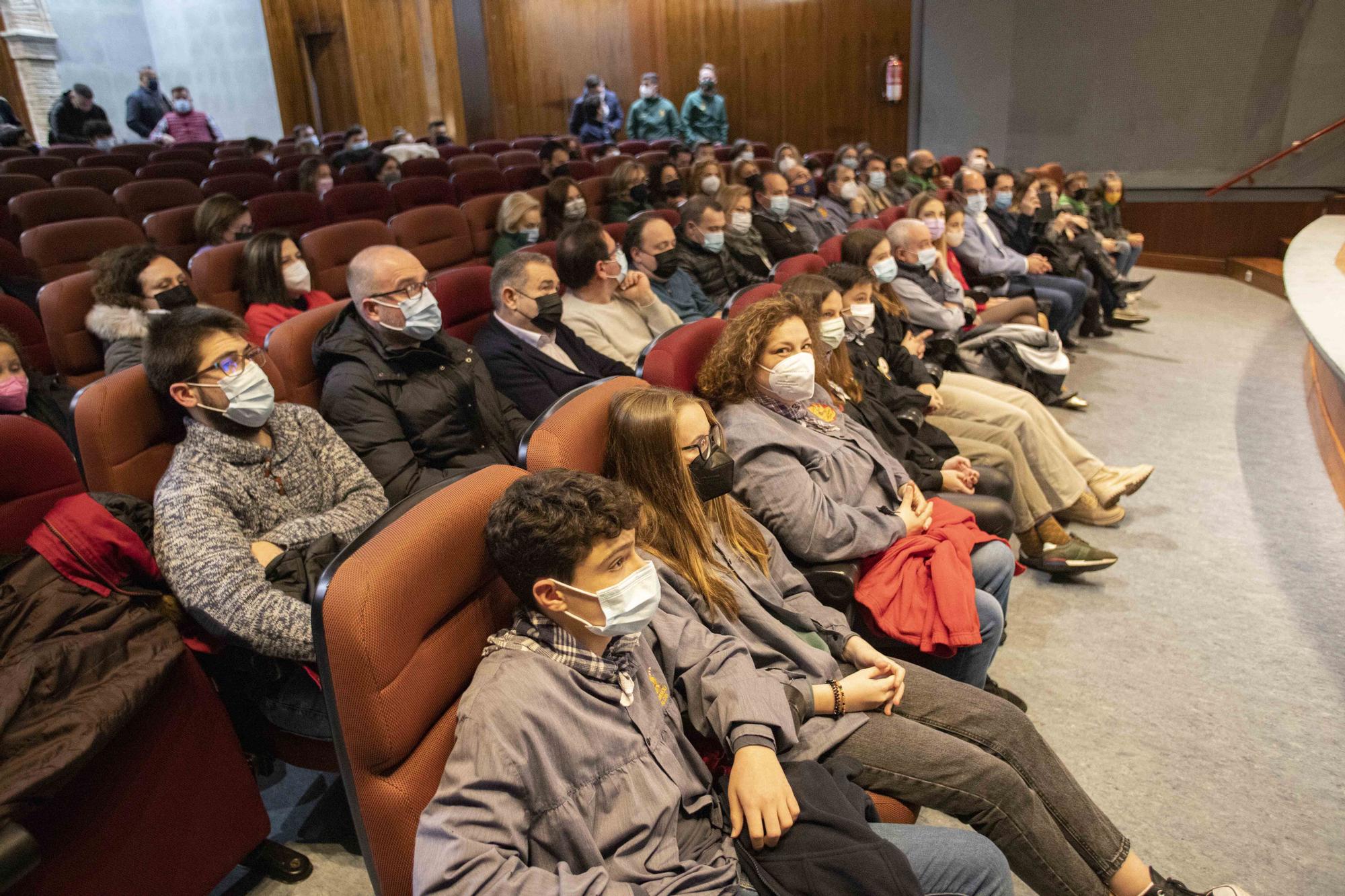 Presentación de los bocetos de las tres fallas de sección especial de Alzira