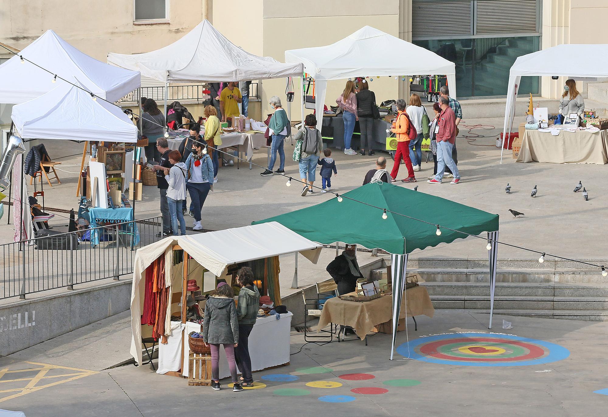 Les millors imatges de la primera edició de l'Artífex Market a Manresa