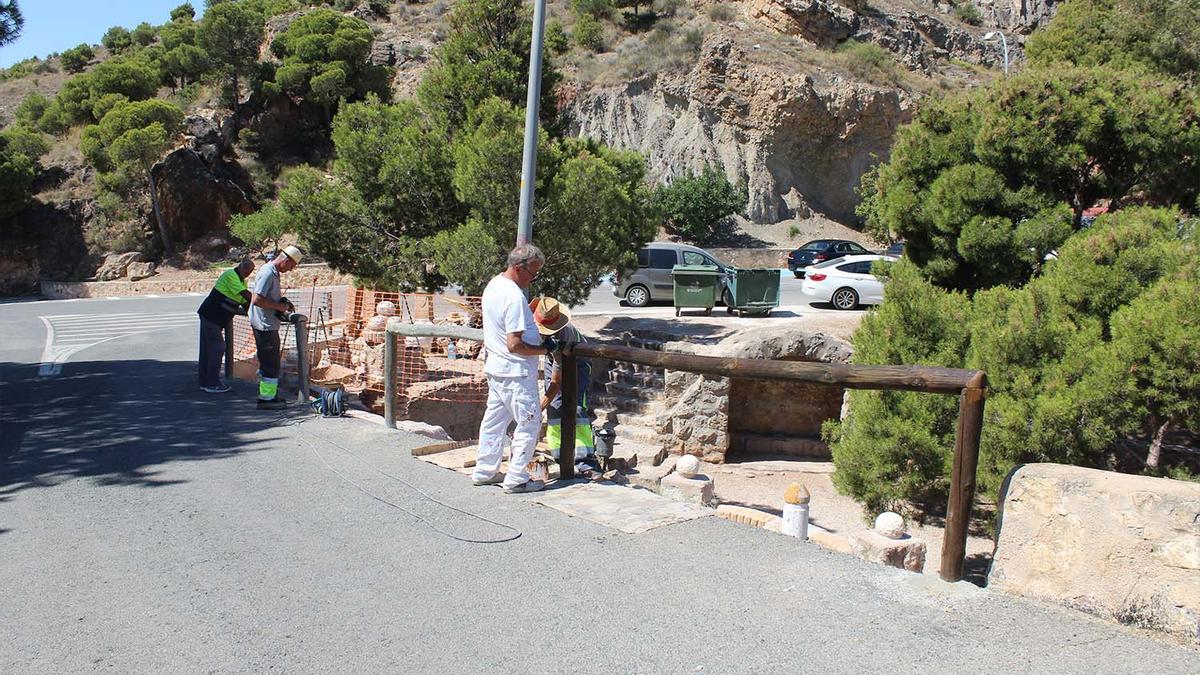 Los trabajos de acondicionamiento del cerro de La Mola.