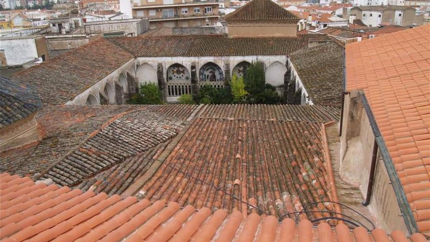 La empresa Arquepec restaurará las cubiertas de la catedral de Badajoz por 110.000 euros
