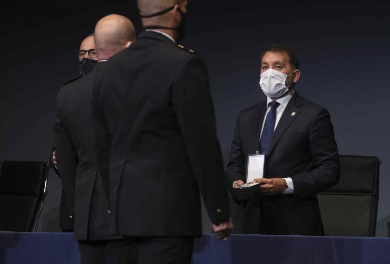 Acto de la Policía Nacional en el Teatro Guimerá