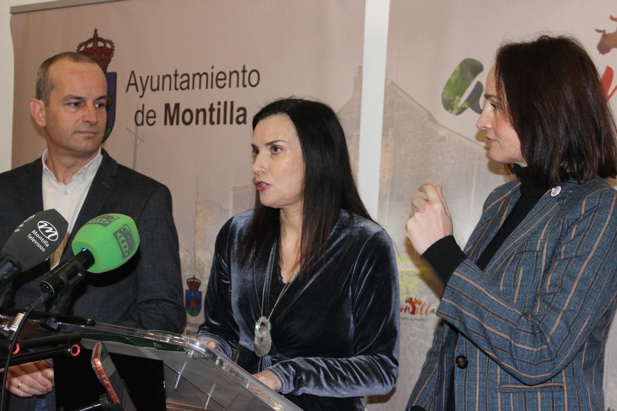 Valeriano Rosales, María Dolores Gálvez y Lidia Bujalance.
