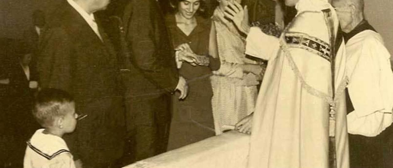 Los médicos Francisco Taboada y Amparo Coma, en sus años de matrimonio.