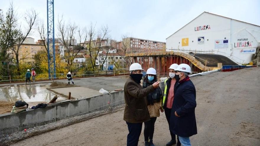 El aparcamiento del puente Trujillo terminará unos 6 meses más tarde de lo previsto