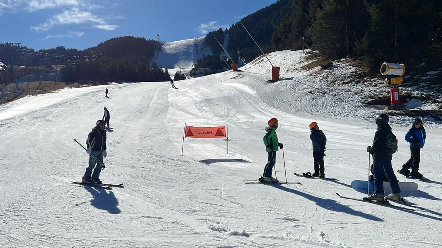 La manca de neu obliga a cancel·lar la Copa del Món de paraesquí alpí de La Molina