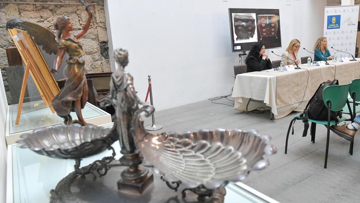 El Cabildo de Gran Canaria compra 74 nuevos bienes del legado de Benito Pérez Galdós para su Casa-Museo.