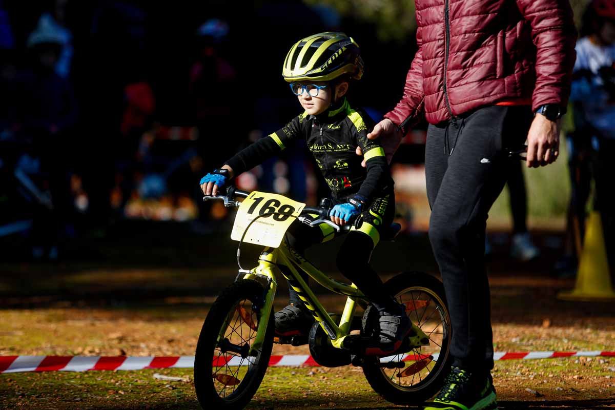 Clase magistral de ciclismo en Forada