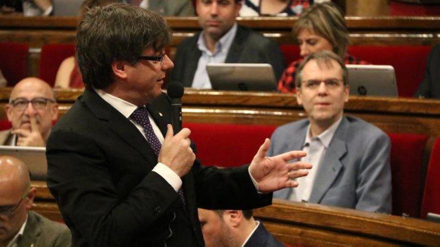 El President Puigdemont intervé en la sessió de control al Govern d&#039;ahir