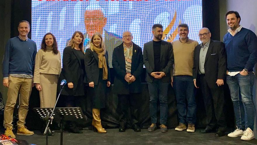 El jurado que concedió el galardón.