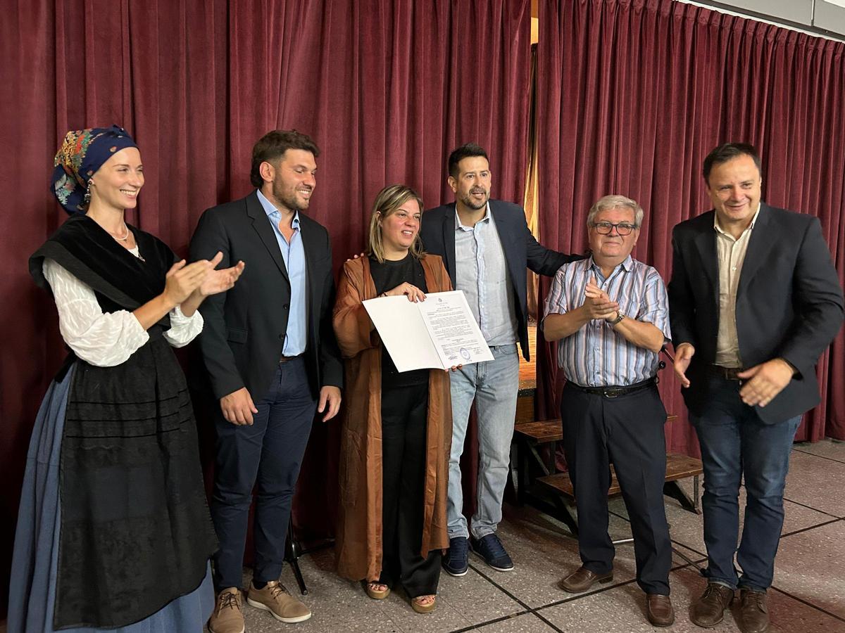 Llamedo, con decreto visitante de honor La Plata