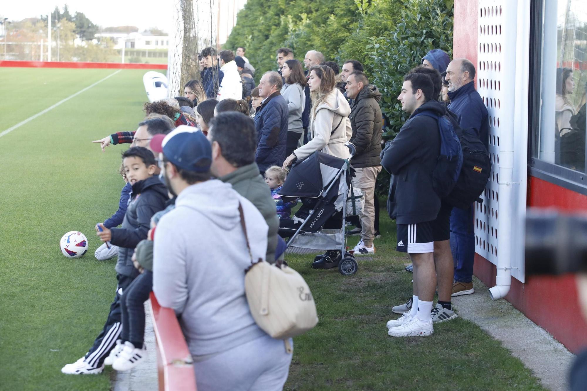 El Sporting vuelve a entrenar después de la victoria en Villareal (en imágenes)