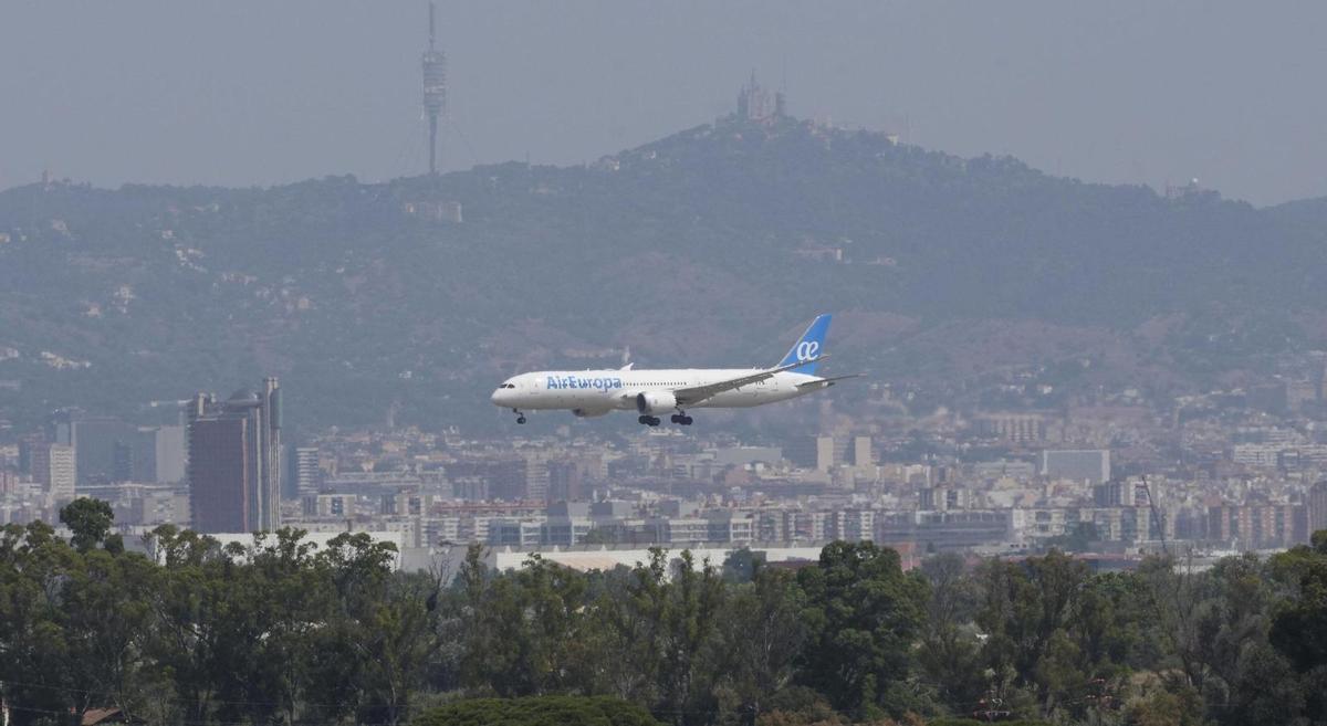 Illa i ERC busquen l’encaix de la Generalitat en la gestió del Prat