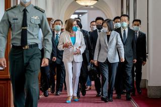 Aterriza en Taiwán una delegación del Congreso de EEUU en medio de tensiones con China por la visita de Pelosi
