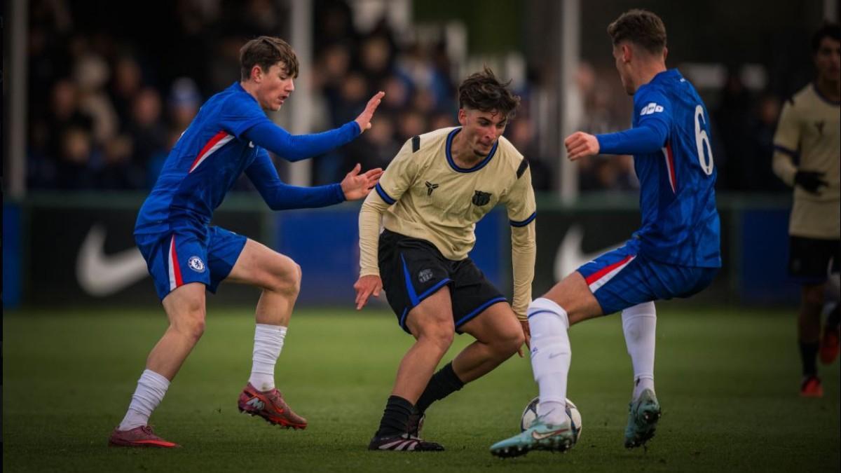 Guille Fernández durante el Chelsea - Barça de la Youth League