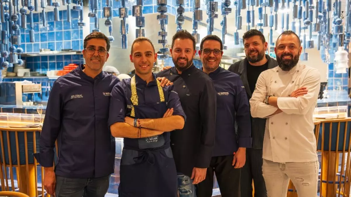 Esencia mediterránea y alma de taberna clásica: Arzábal y Gastroadictos se unen en un menú a cuatro manos en Madrid