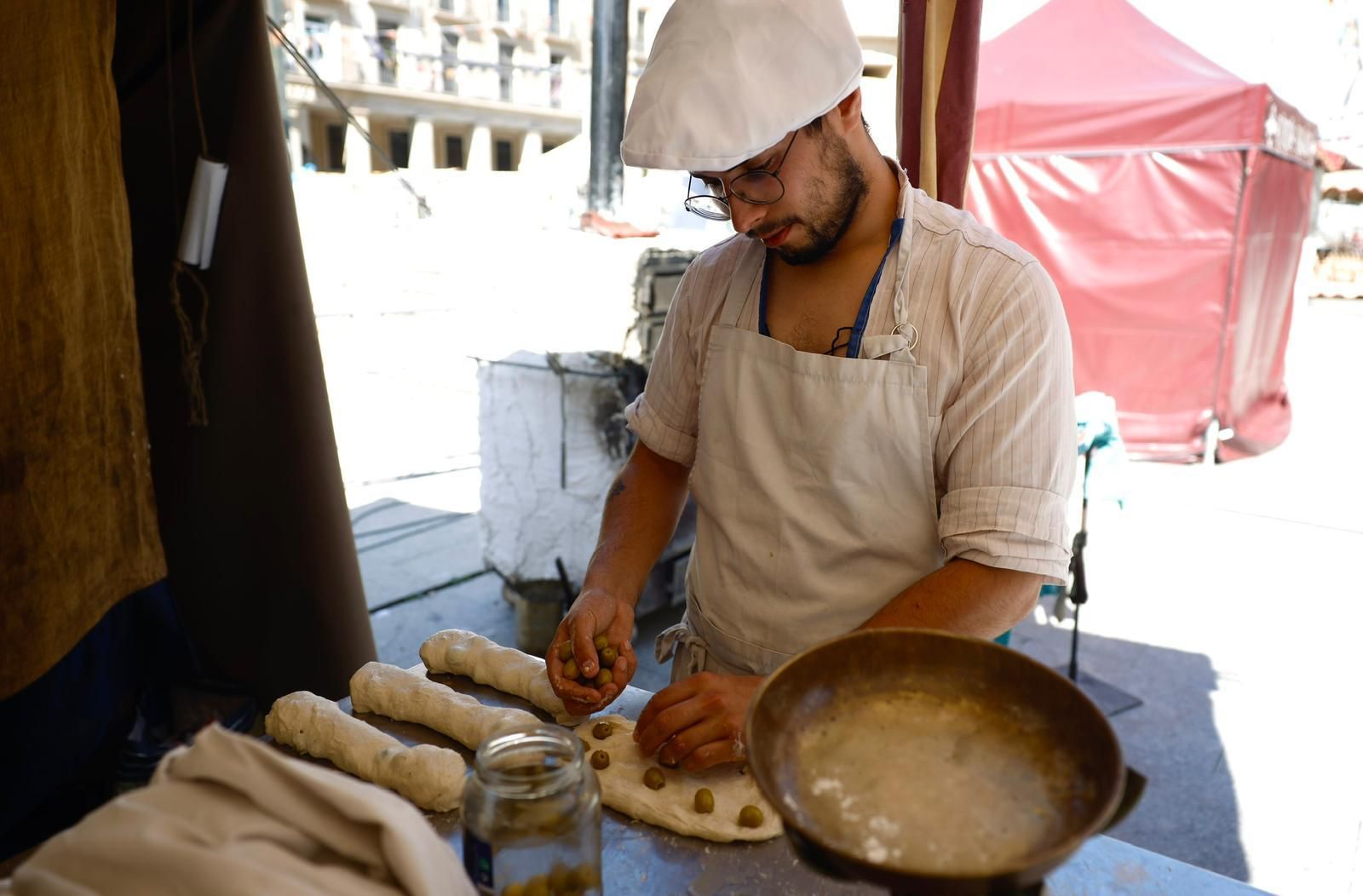 Abre el Mercado de las Tres Culturas de Zaragoza
